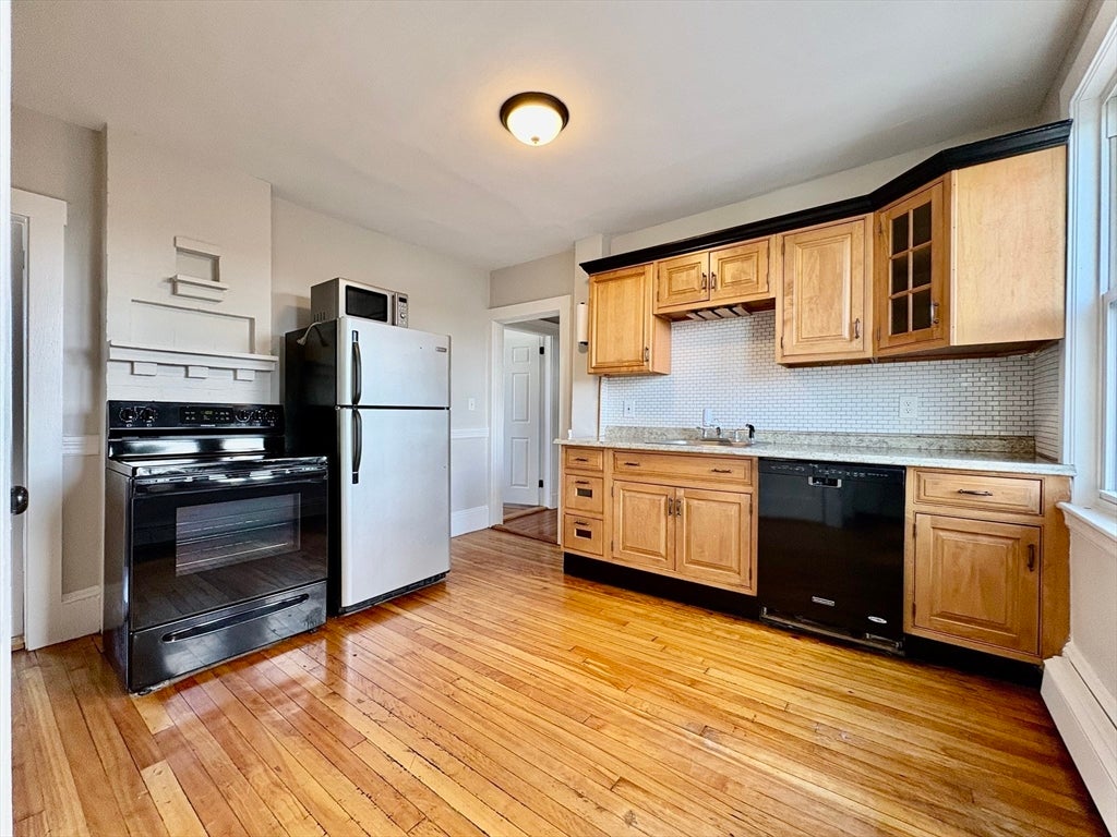 Photo of 122 Rawson Rd #3, Quincy, MA