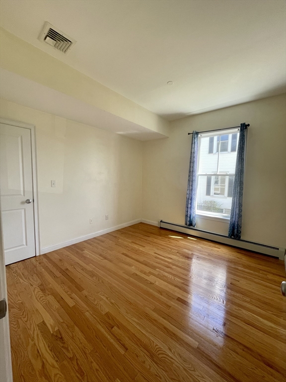 168 Humphrey St 1