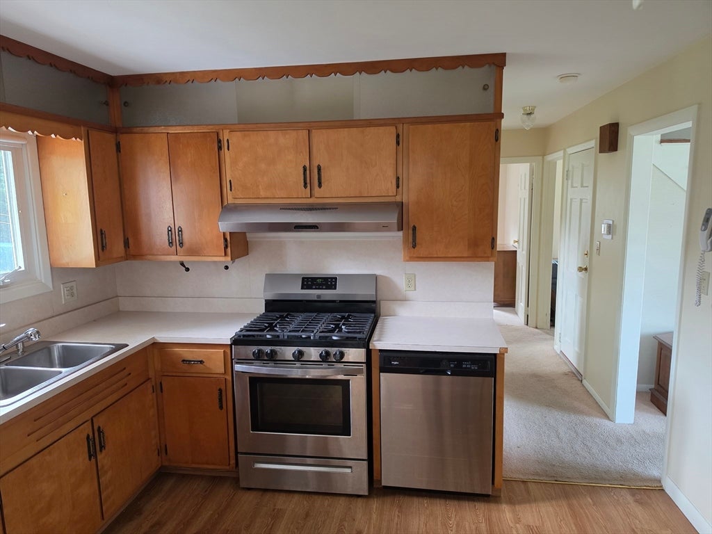 36 Ridgewood Rd, New Bedford, MA, 36 Ridgewood Rd, New Bedford, MA Photo #9