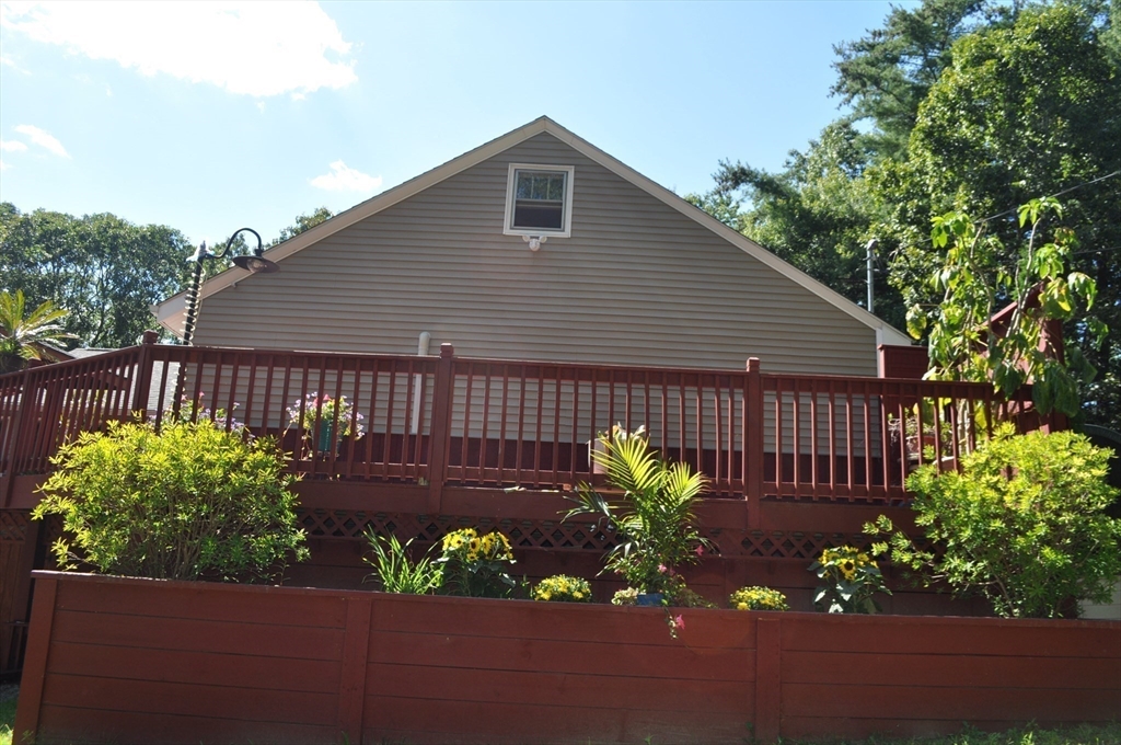 25 Maple Ave
