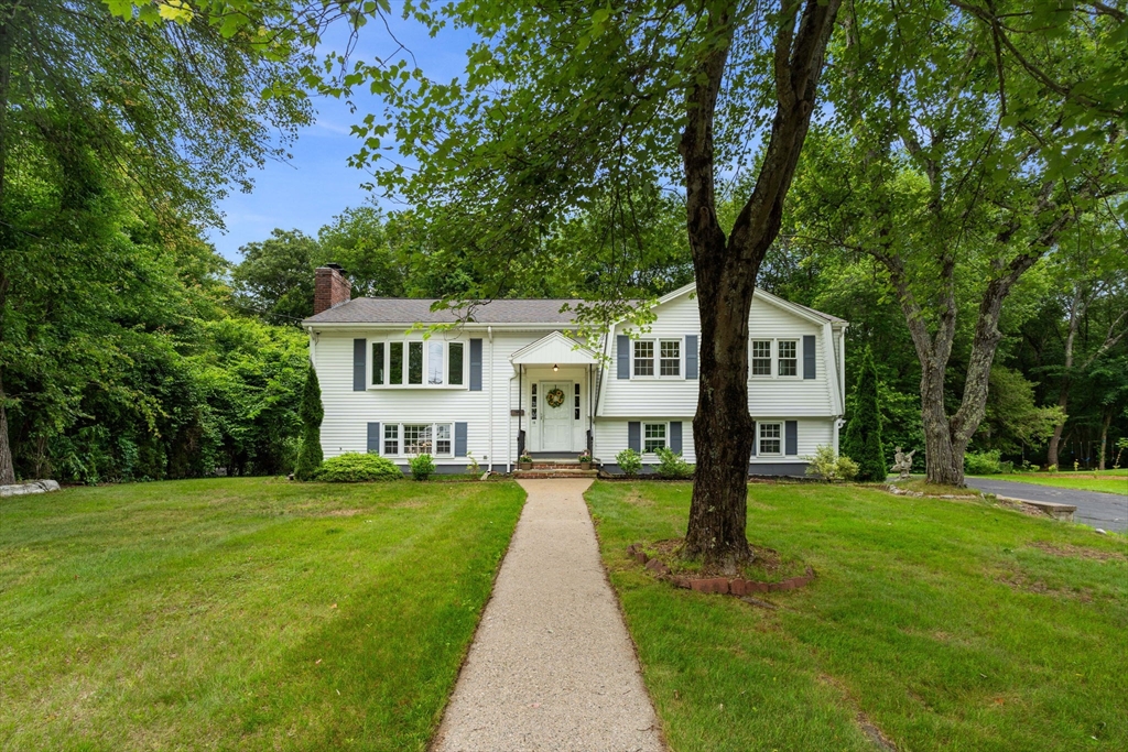 15 Stanford Dr