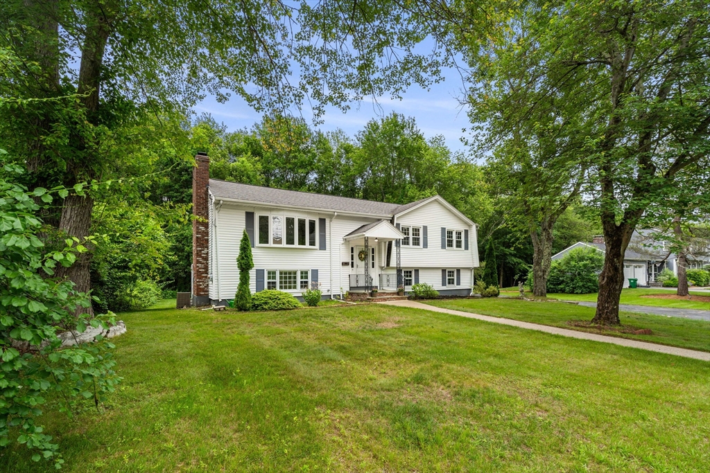 15 Stanford Dr