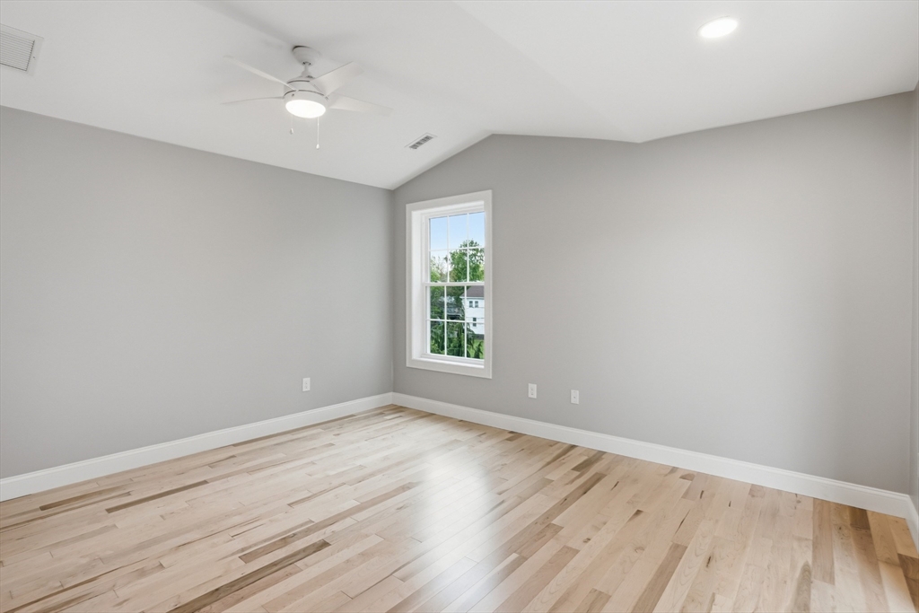 60 Bloor, Warwick, RI Photo #15