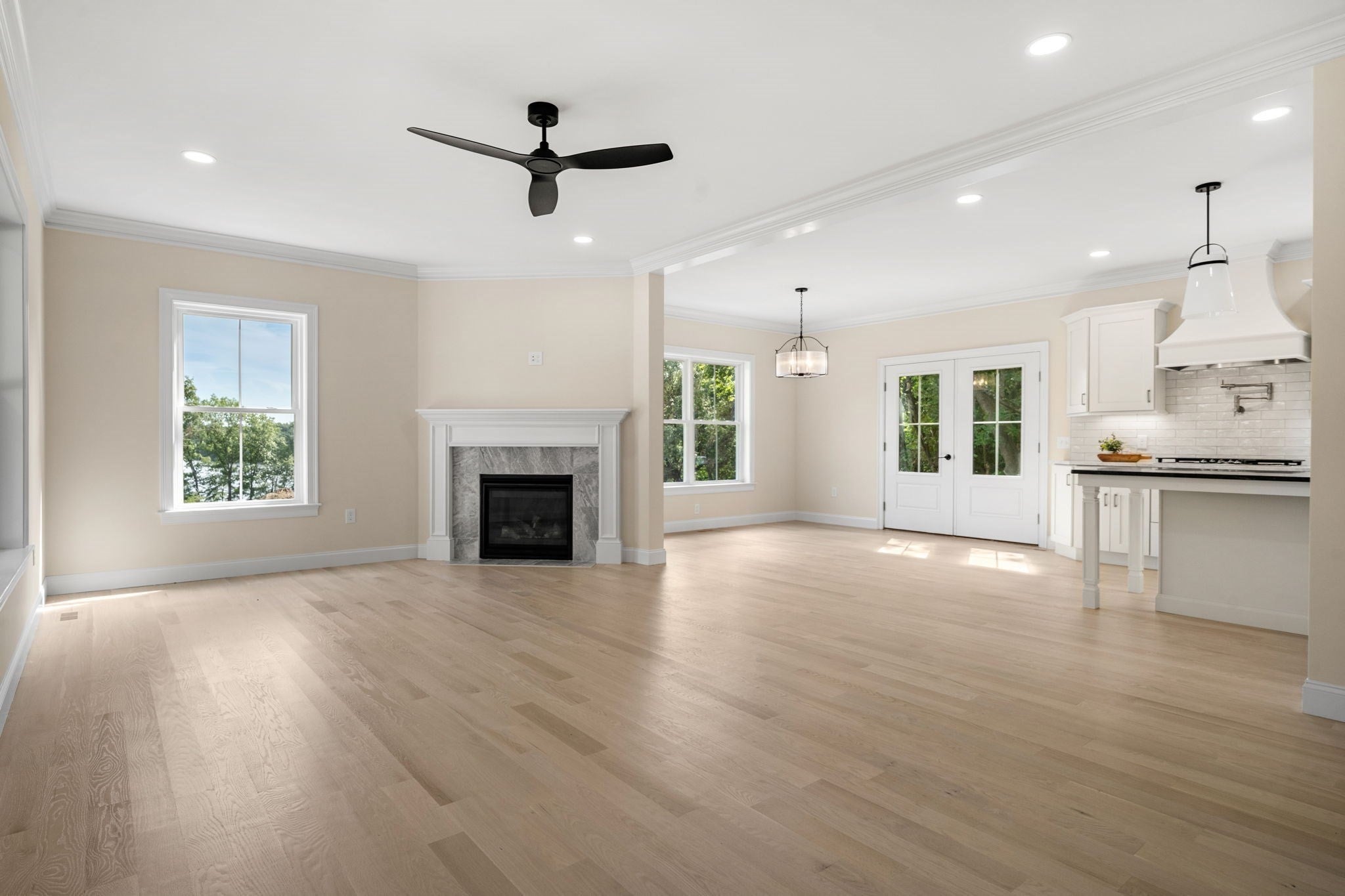 2 Violet Way, Westford, MA, 2 Violet Way, Westford, MA Photo #6