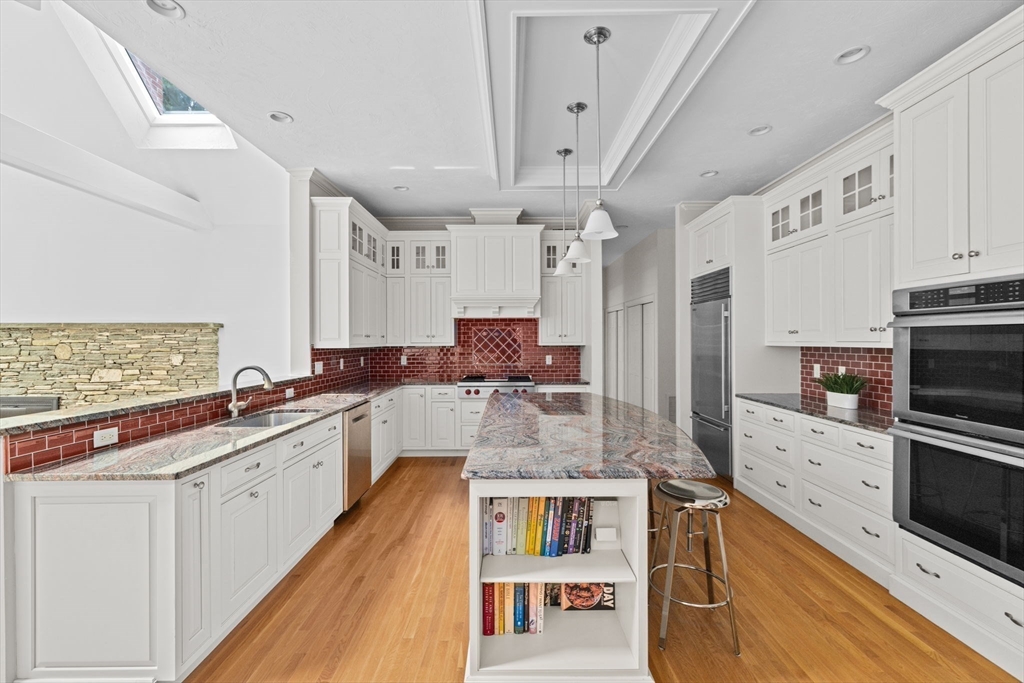 105 East St