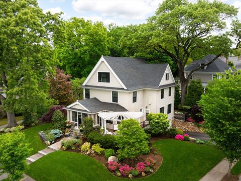 26 Sterling St Newton MA 02465