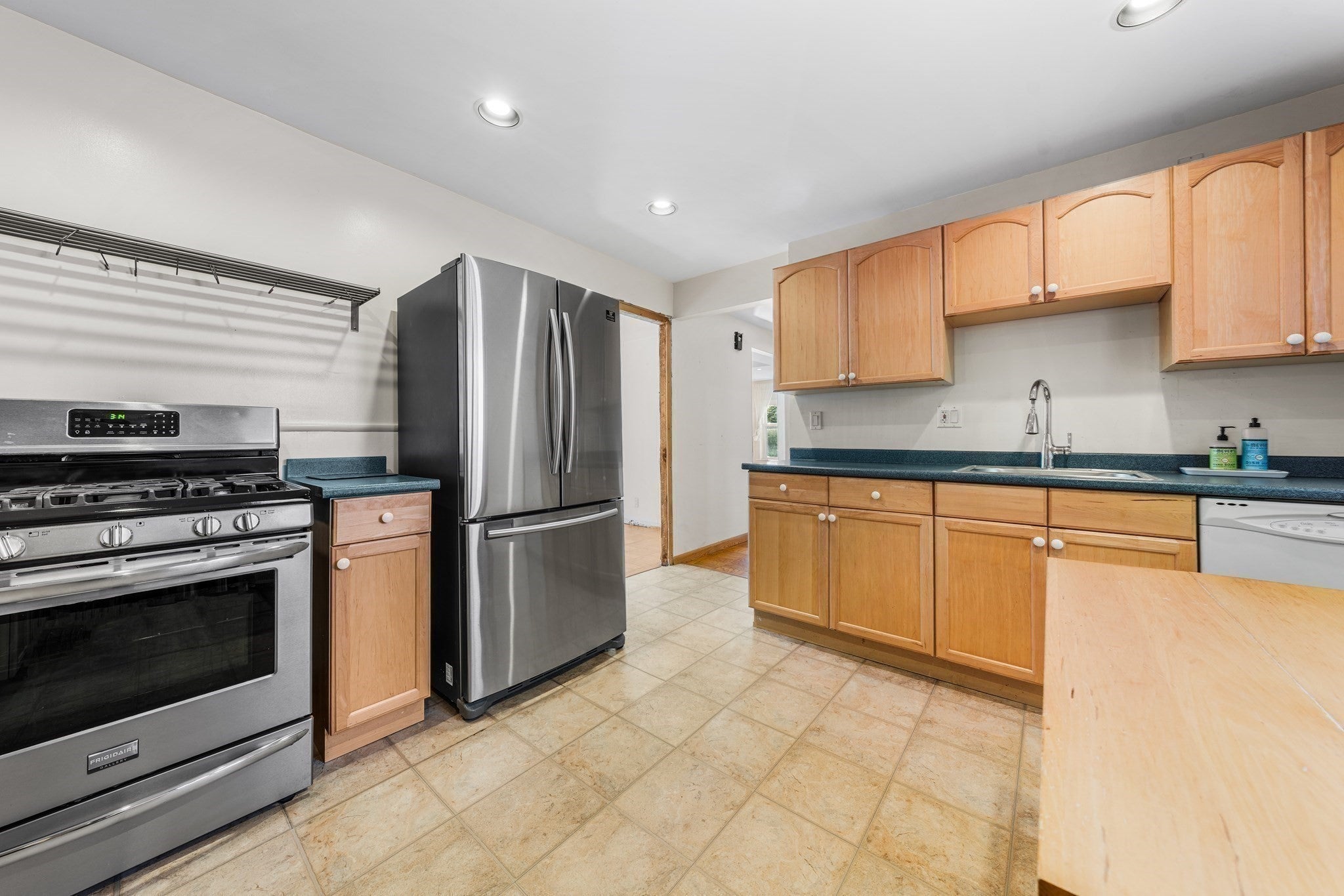 345/347 Fenno St, Revere, MA, 345/347 Fenno St, Revere, MA Photo #12