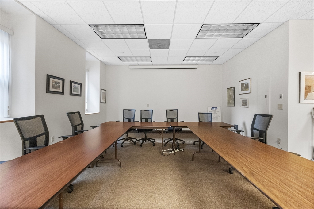 27 Mechanic St 103 & 105