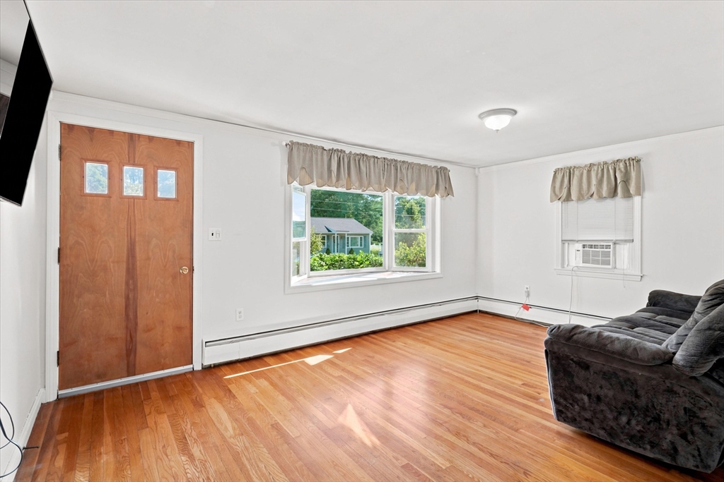 16 Edgelawn Ave