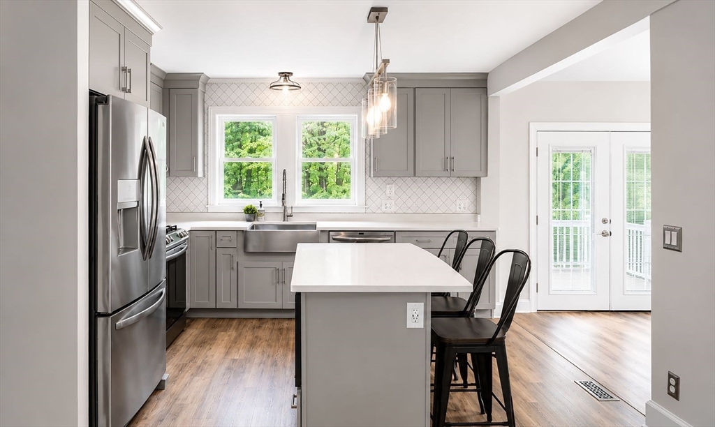 40 Washington St, Abington, MA, 40 Washington St, Abington, MA Photo #4
