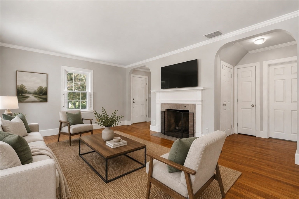 40 Washington St, Abington, MA, 40 Washington St, Abington, MA Photo #7