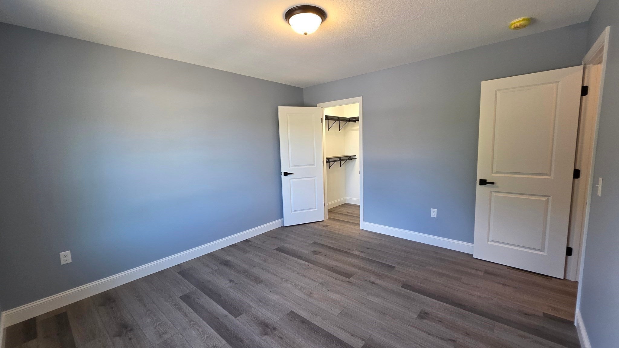 12 Willow St, Chicopee, MA, 12 Willow St, Chicopee, MA Photo #23
