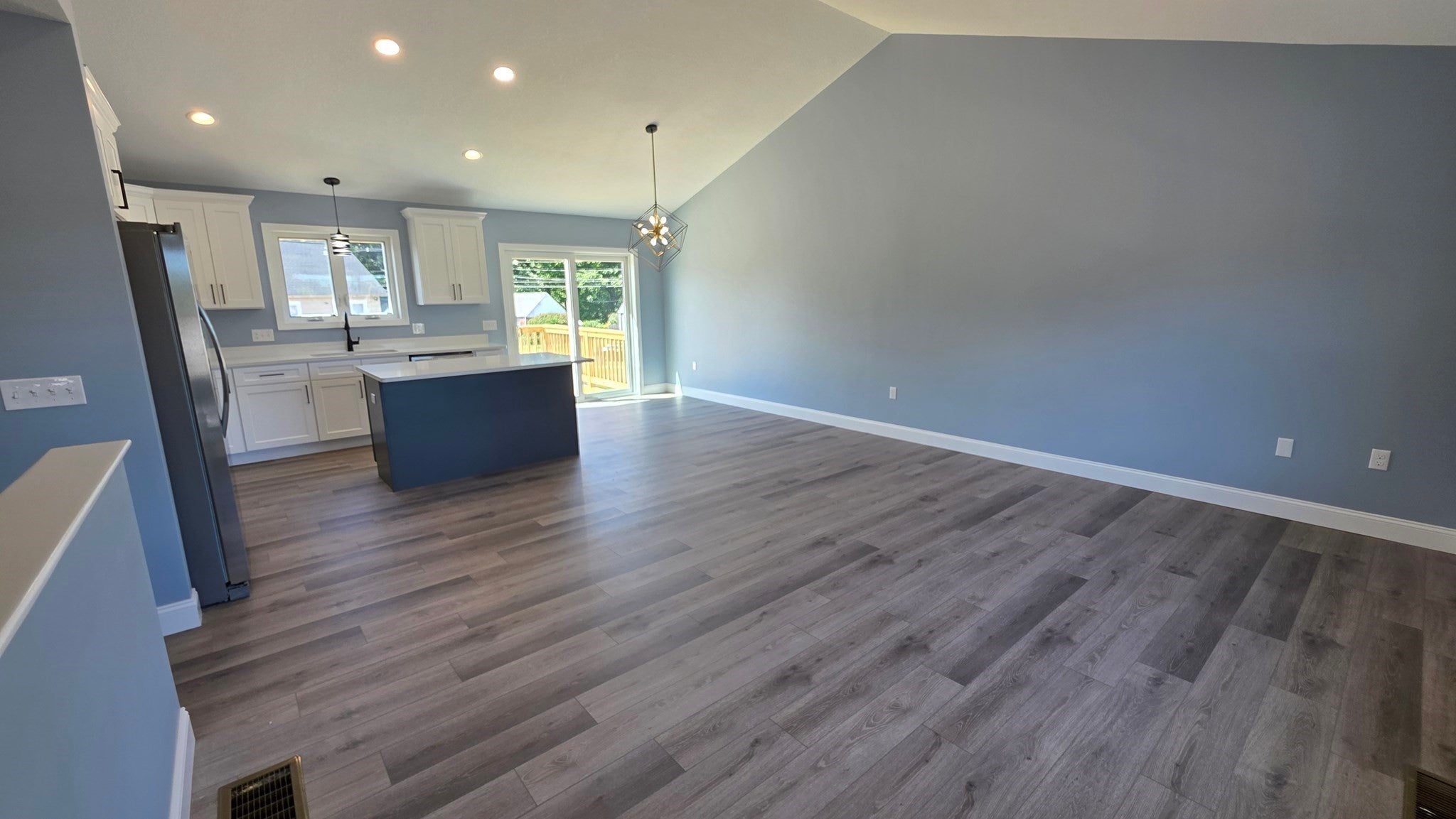 12 Willow St, Chicopee, MA, 12 Willow St, Chicopee, MA Photo #2