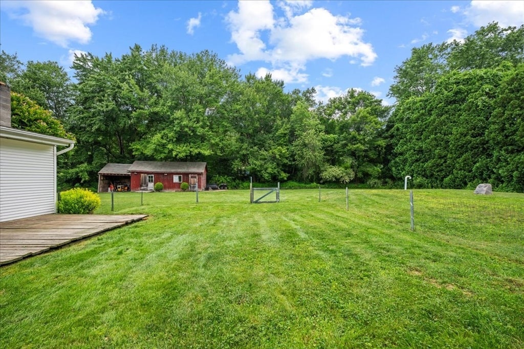 2 Adams Dr, Brimfield, MA Photo #26