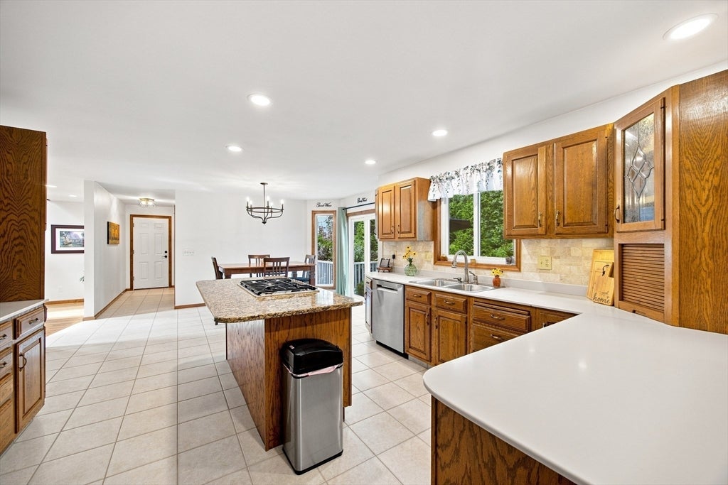 54 Blueberry Rdg, Westfield, MA, 54 Blueberry Rdg, Westfield, MA Photo #19