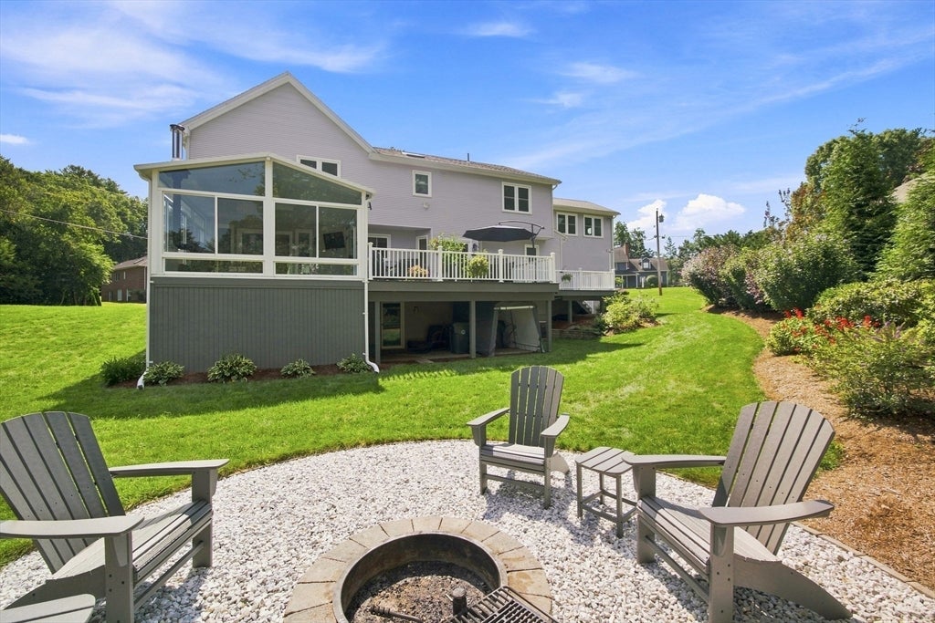 54 Blueberry Rdg, Westfield, MA, 54 Blueberry Rdg, Westfield, MA Photo #4