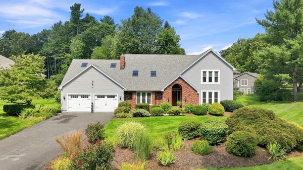 54 BLUEBERRY RDG, WESTFIELD, MA 01085 - Image bb1c8a0ac3e8ee7bf71629647b9bf096/589899104