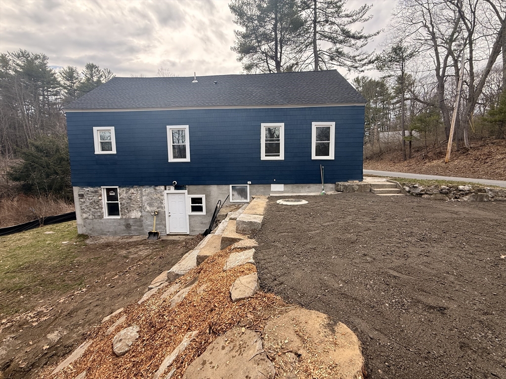 277 Hubbardston Rd