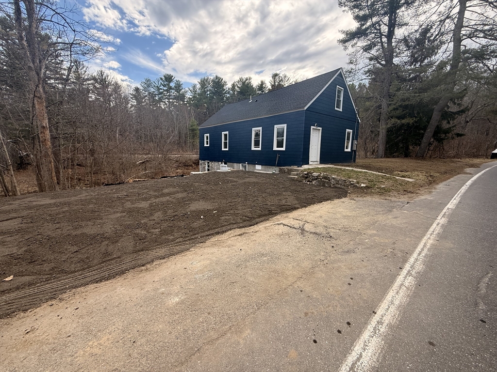 277 Hubbardston Rd