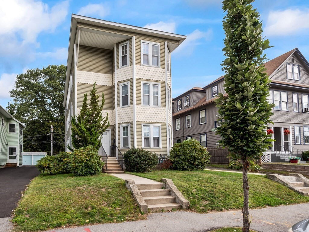371 Chandler St 2