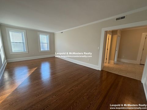 Photo of 10 Short St #4, Brookline, MA 02446 (MLS # 73471892)