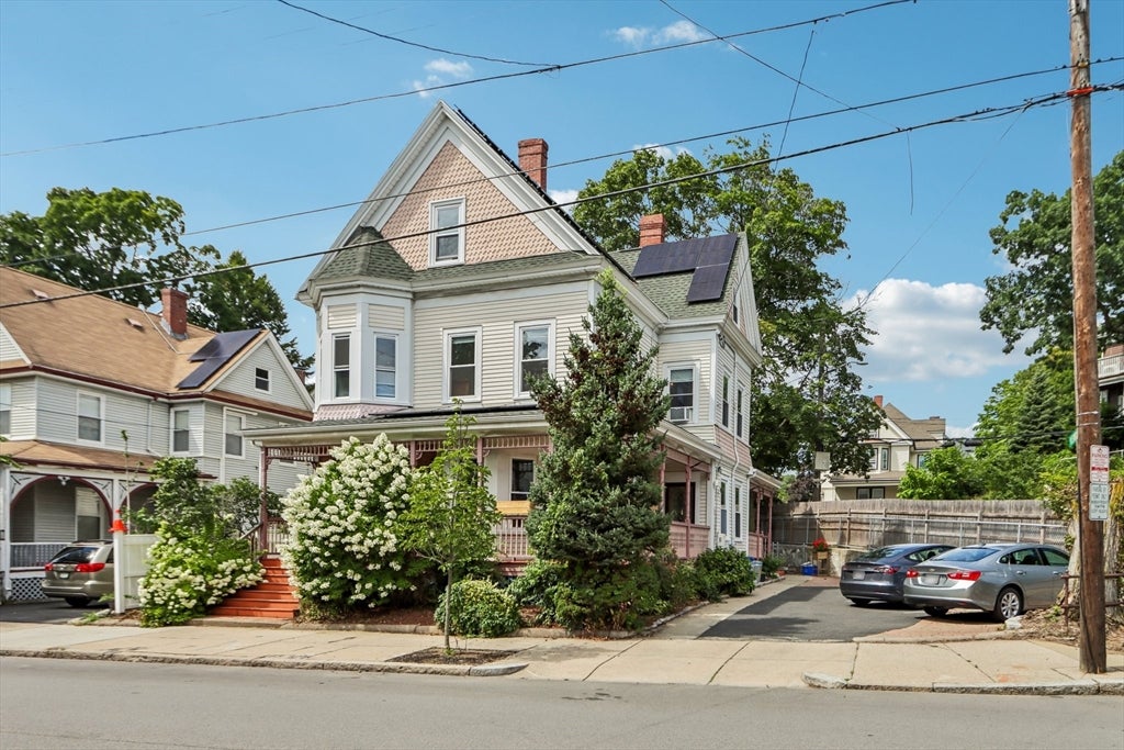 235 Clifton Street