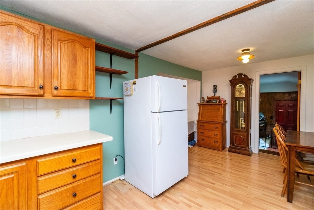 96 Crestwood Ln, Marlborough, MA Photo #8