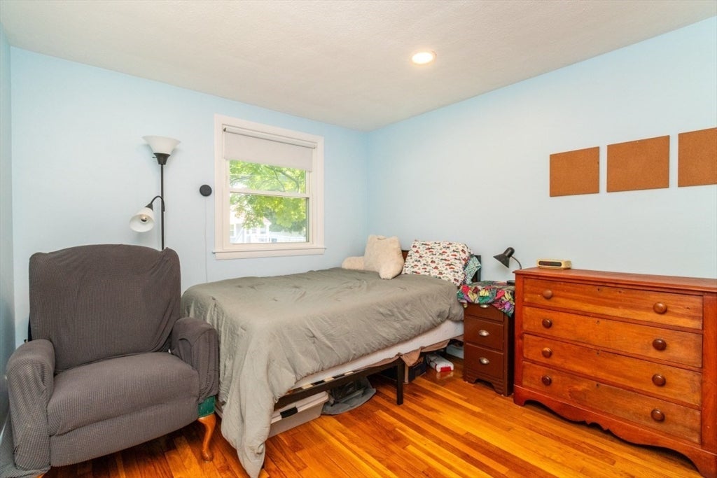 96 Crestwood Ln, Marlborough, MA Photo #14