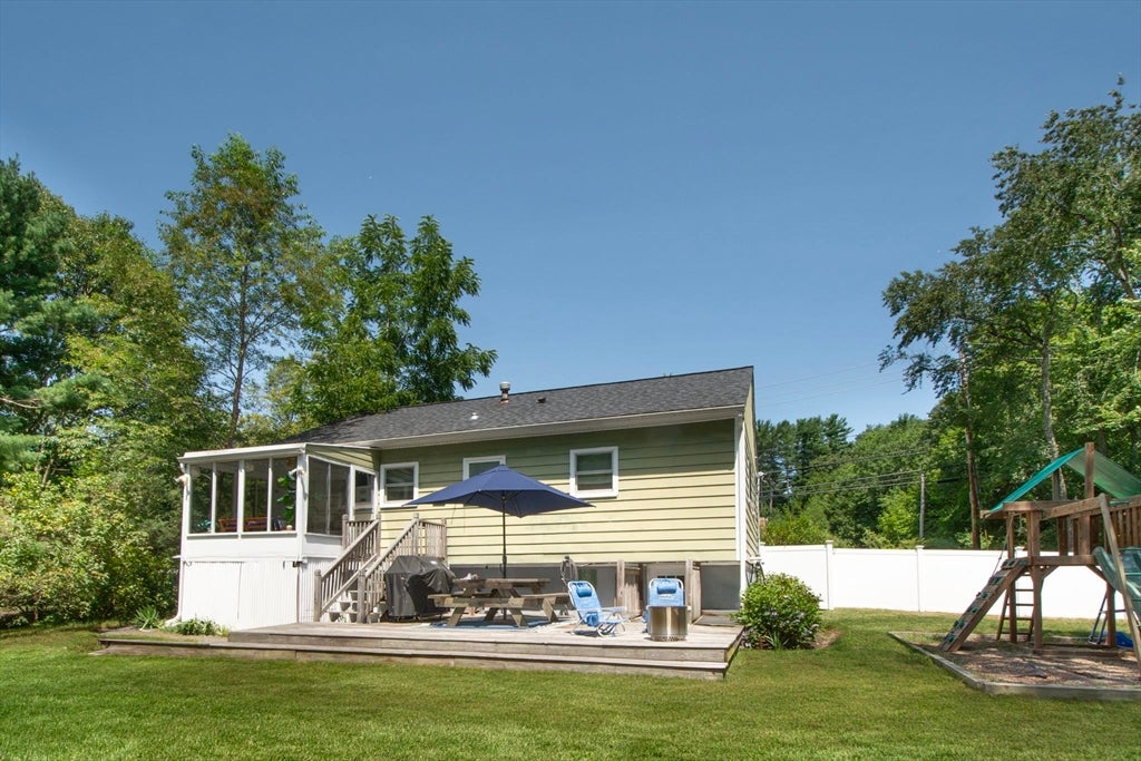 37 Pleasant Street