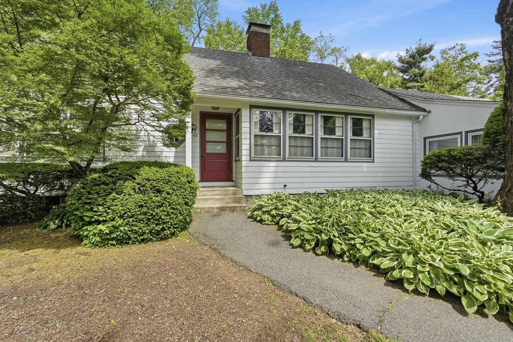 102 Blue Hills Rd