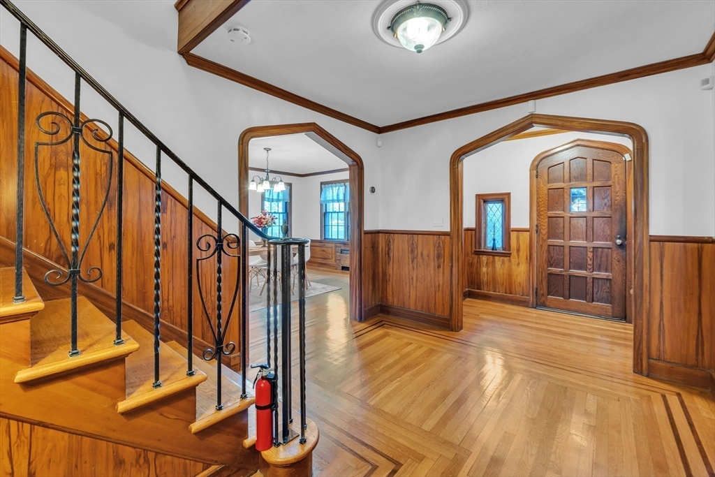 493 Salisbury Street