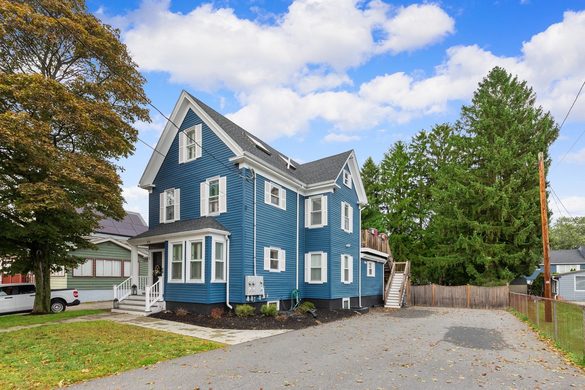 474 Central St 2