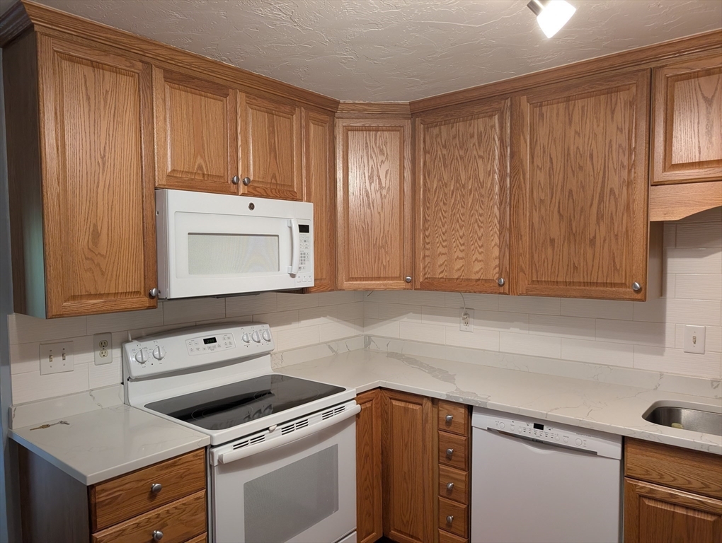 189 Littleton Road 66