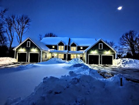 72 Cottage Lane -  (2fam) Templeton MA 01468