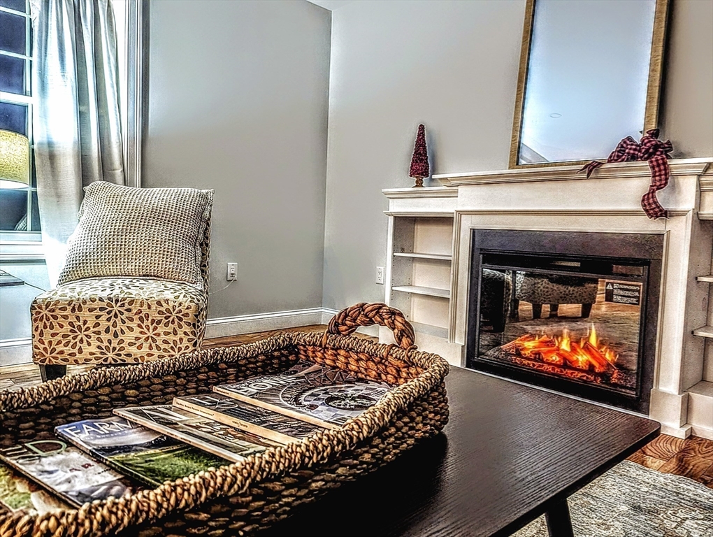 72 Cottage Lane -  (2fam)