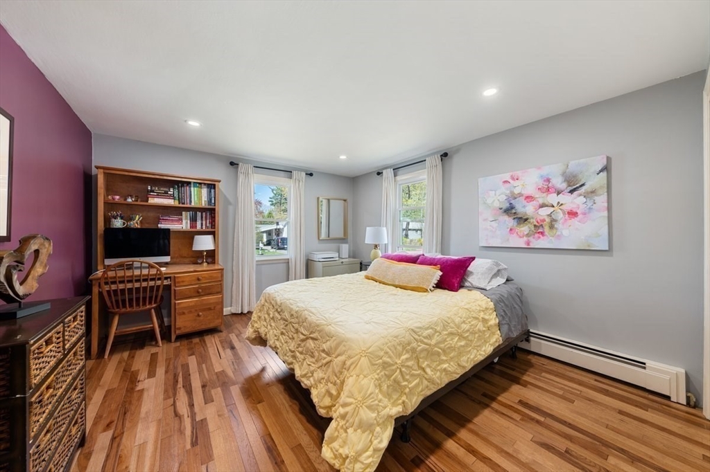 6 Gassett Rd