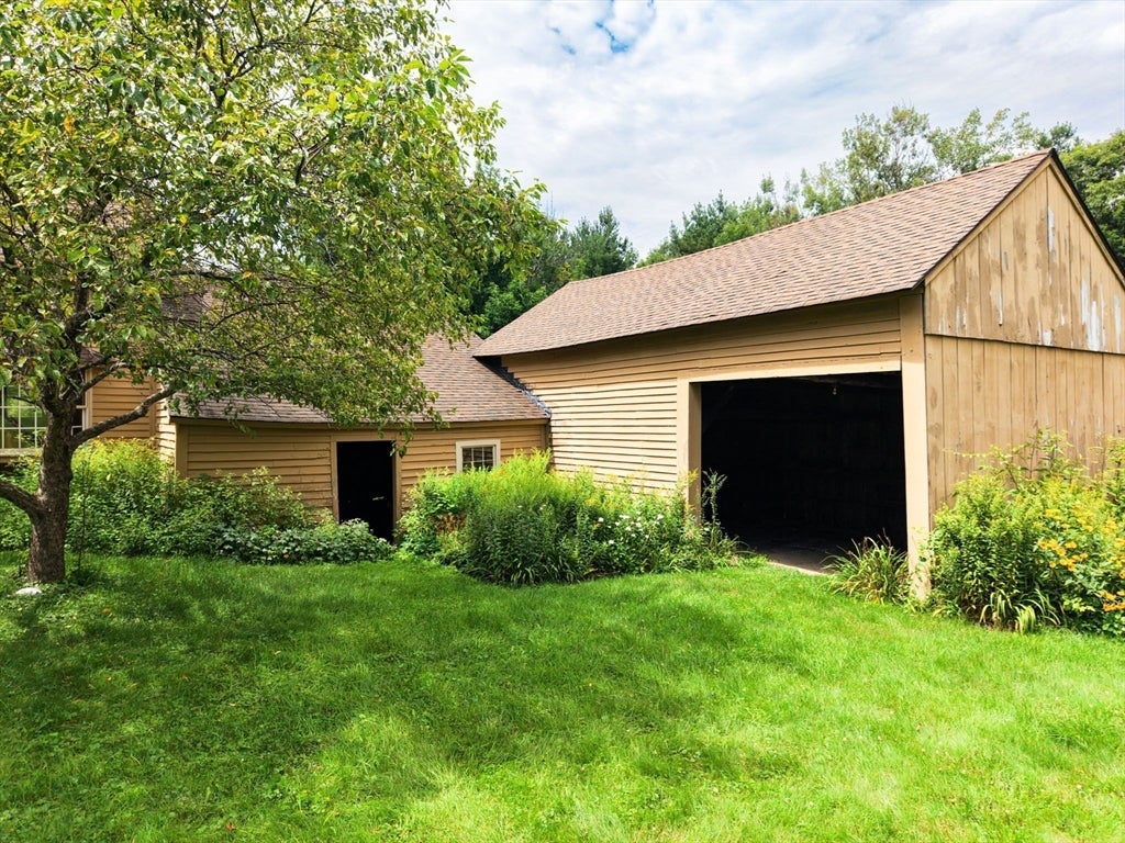 2-R Old Chester Rd, Blandford, MA, 2-R Old Chester Rd, Blandford, MA Photo #37