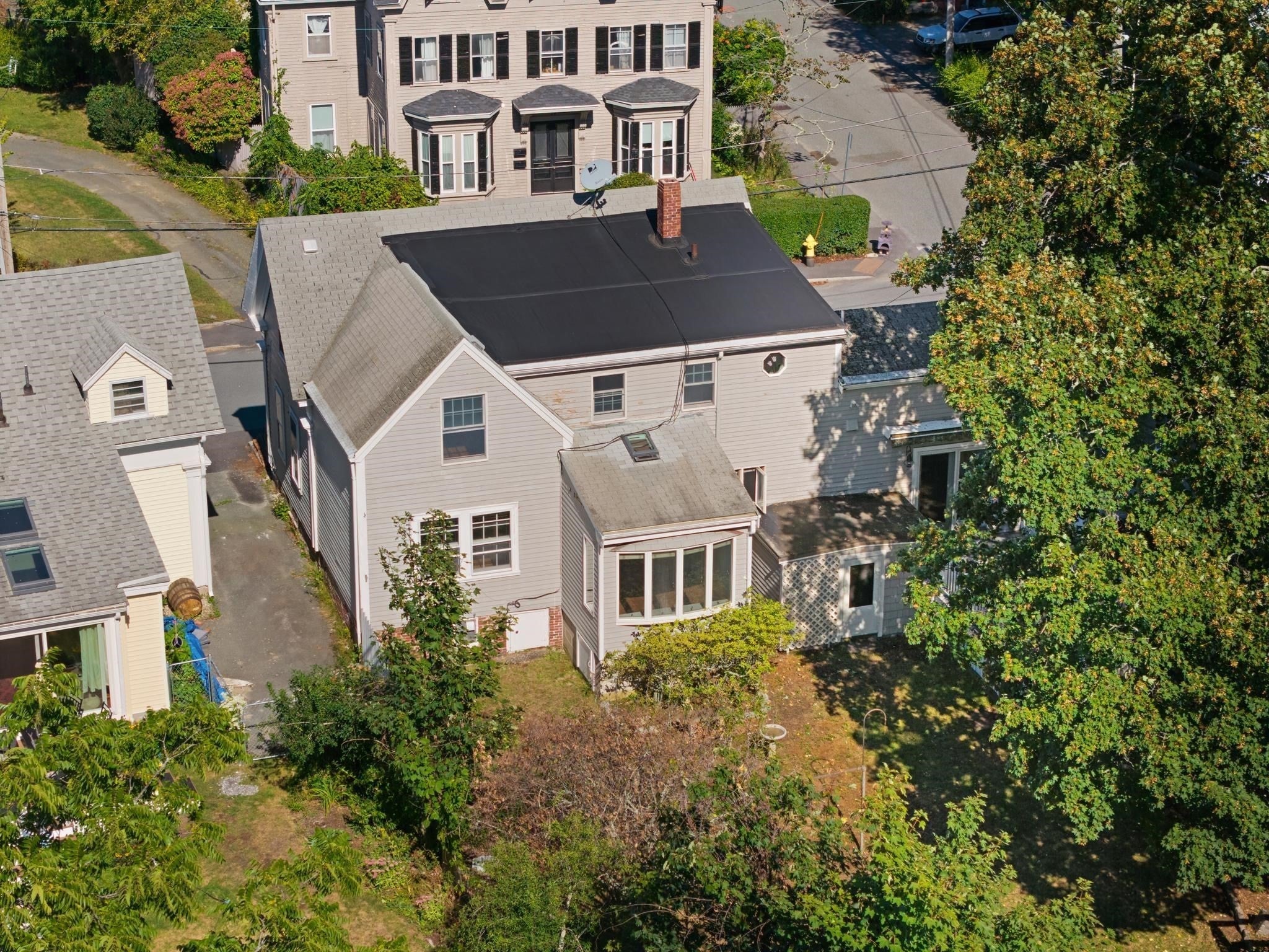 19 Highland St, Gloucester, MA Photo #4