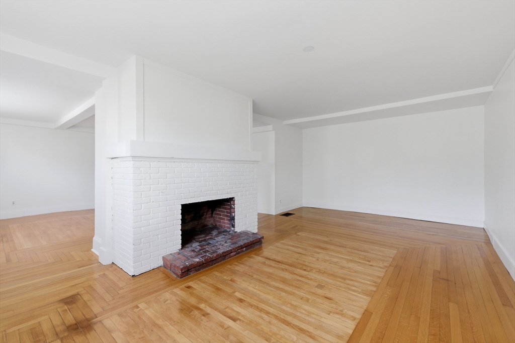 55 Lincoln Avenue