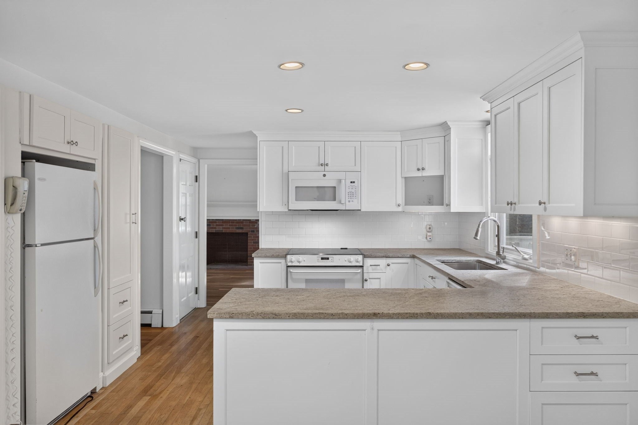 32 Greengate Rd, Falmouth, MA, 32 Greengate Rd, Falmouth, MA Photo #4