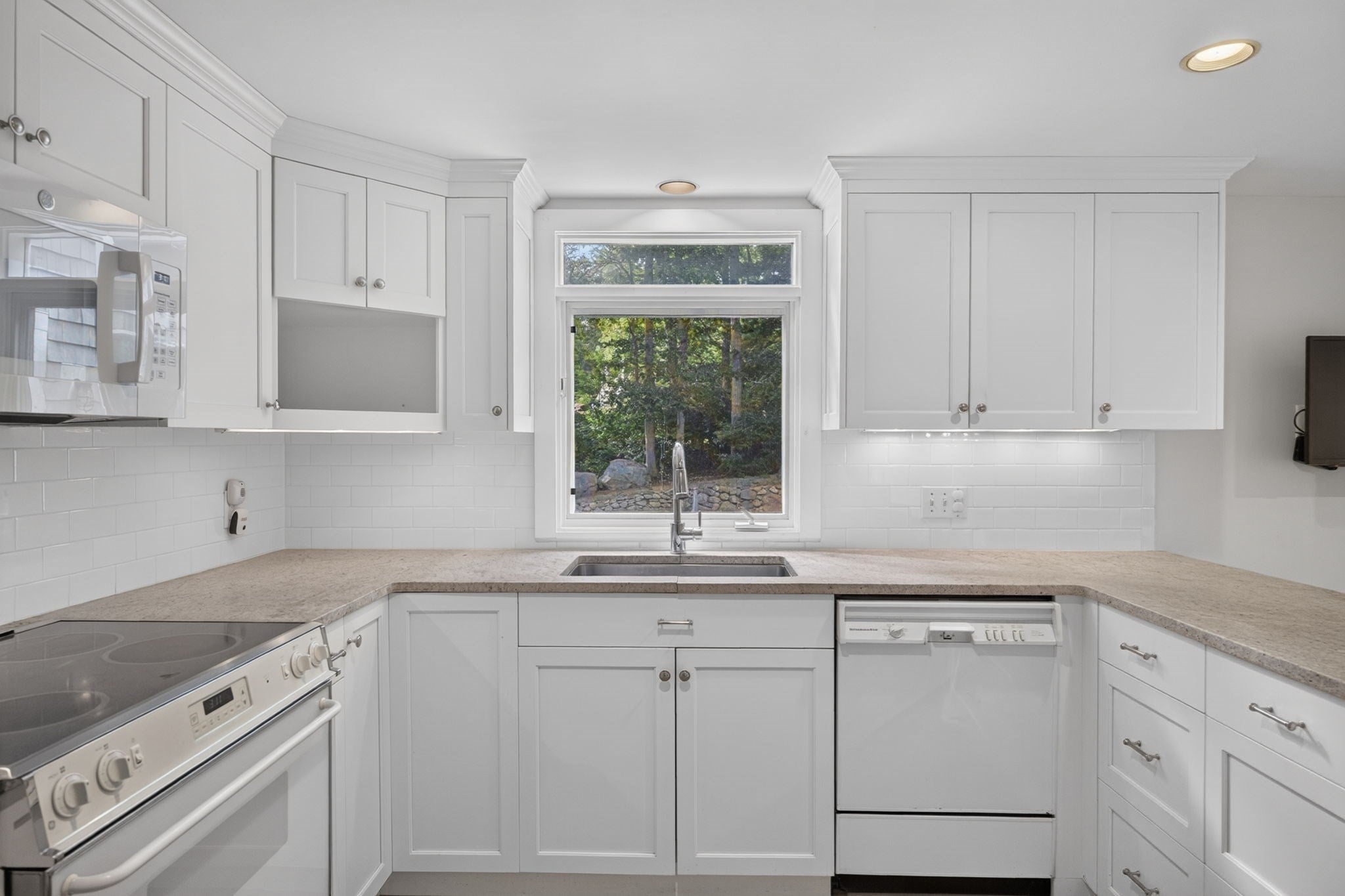 32 Greengate Rd, Falmouth, MA, 32 Greengate Rd, Falmouth, MA Photo #6