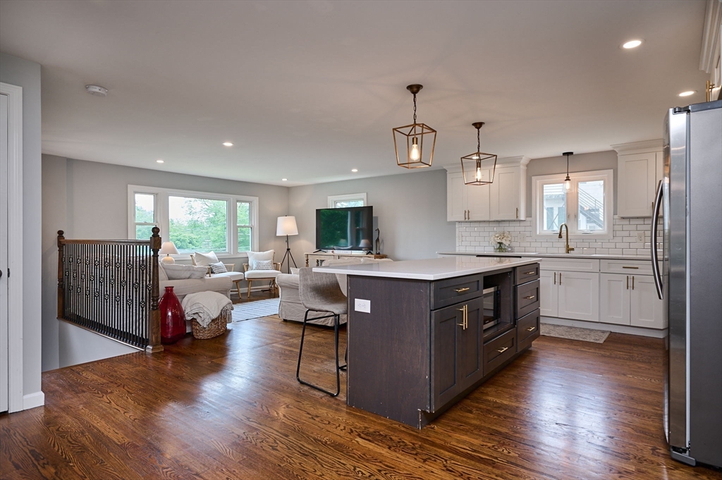 194 Pleasant St, East Longmeadow, MA, 194 Pleasant St, East Longmeadow, MA Photo #4