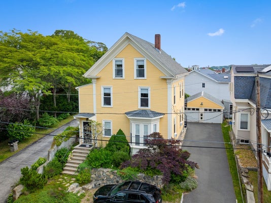 3 BABSON ST # 2, GLOUCESTER, MA 01930 - Image bb42bfa2933f40556b76a1fefbebe5a1/1014645116