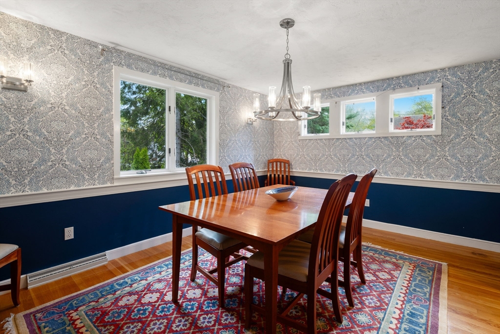 28 Brooks RD, Wayland, MA Photo #14