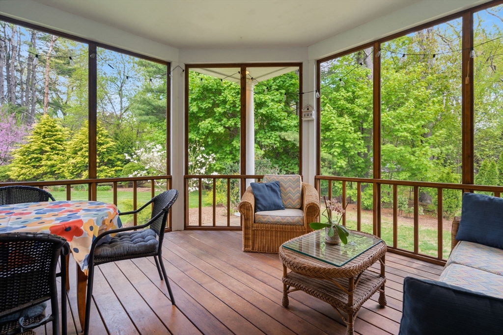 28 Brooks RD, Wayland, MA Photo #18