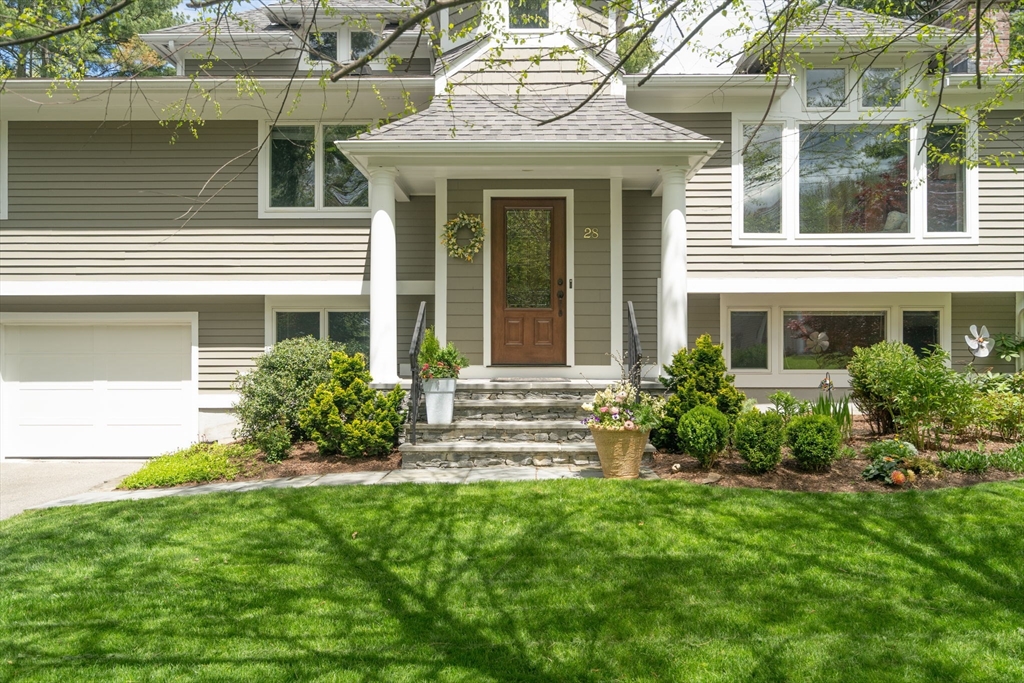 28 Brooks RD, Wayland, MA Photo #3