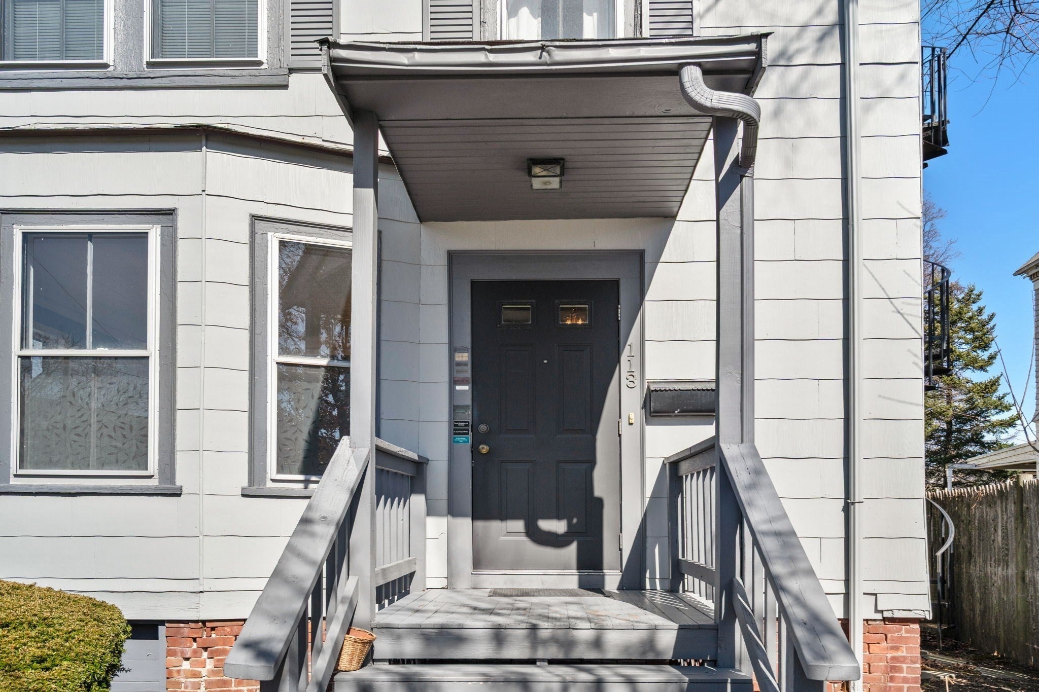 113 Belmont