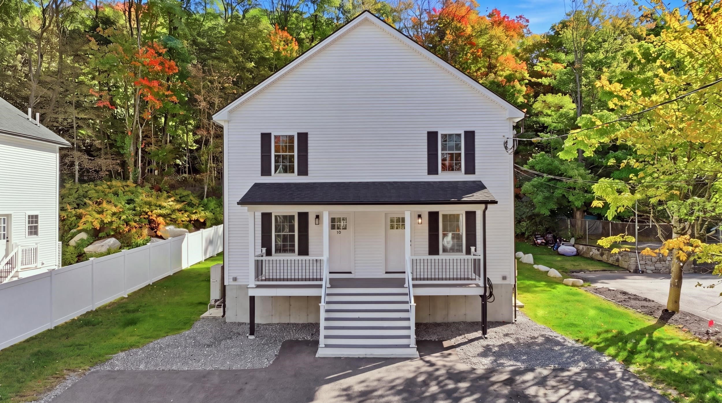 16 King St 1, Fitchburg MA 01420