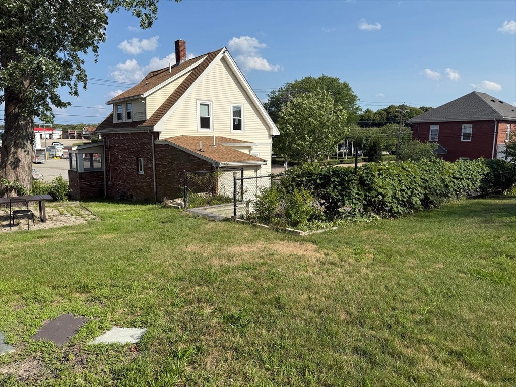 222 Neck St, Weymouth, MA, 222 Neck St, Weymouth, MA Photo #3