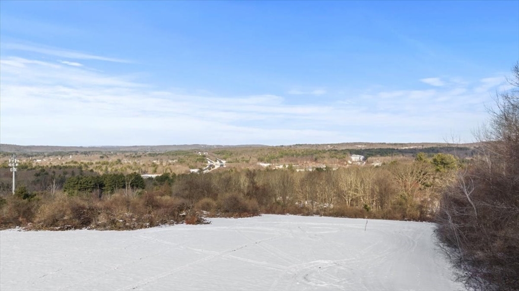 74 Huguenot Rd